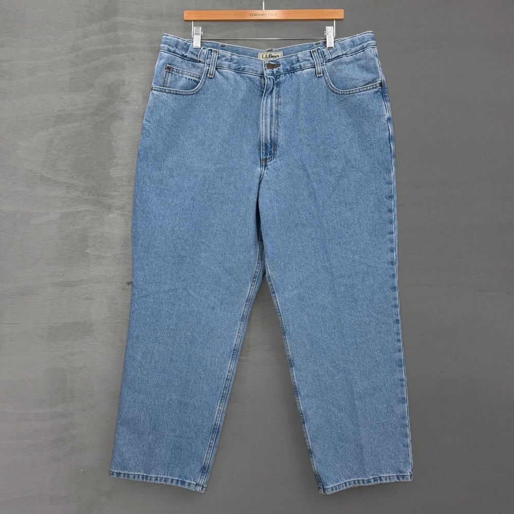 L.L.Bean Comfort Waist Jeans Light Wash Denim Straight Leg 38 x 28